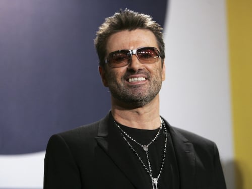 Droghe e scandali sessuali: George Michael tra gloria e eccessi