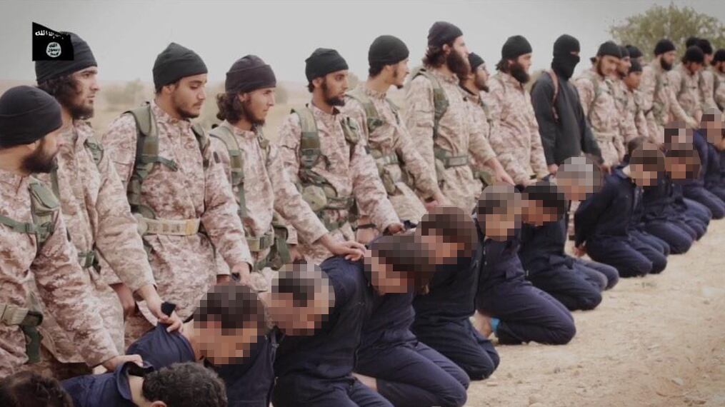 Isis, un gallese e un francese nel video della decapitazione di massa