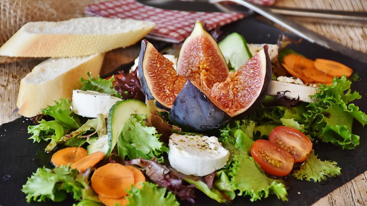 Fichi: 8 benefici di benessere per l’estate