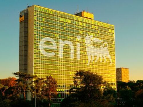 Mef, via alla cessione del 2,8% di Eni