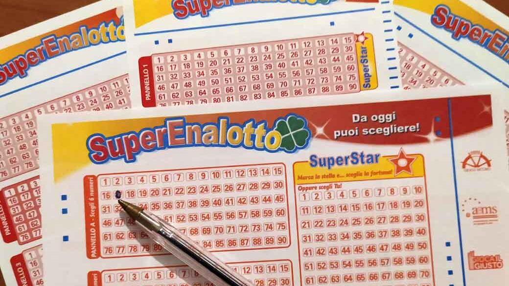 Superenalotto, centrato il 6 da 35 milioni