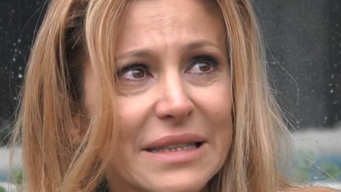 Gf Vip, Adriana Volpe piange: “Mappatella? Ci andrei ora, significherebbe che il virus è sconfitto”