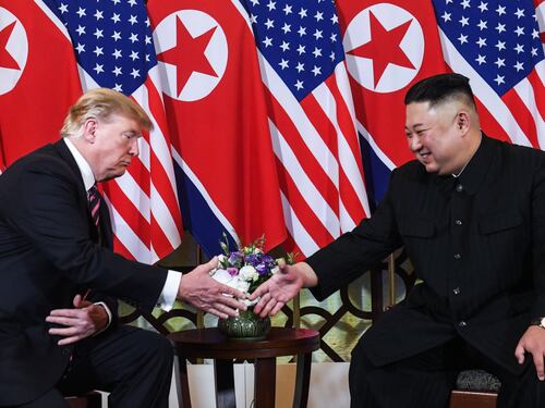 Nessun accordo tra Trump e Kim. A rischio l'intesa sulla denuclearizzazione