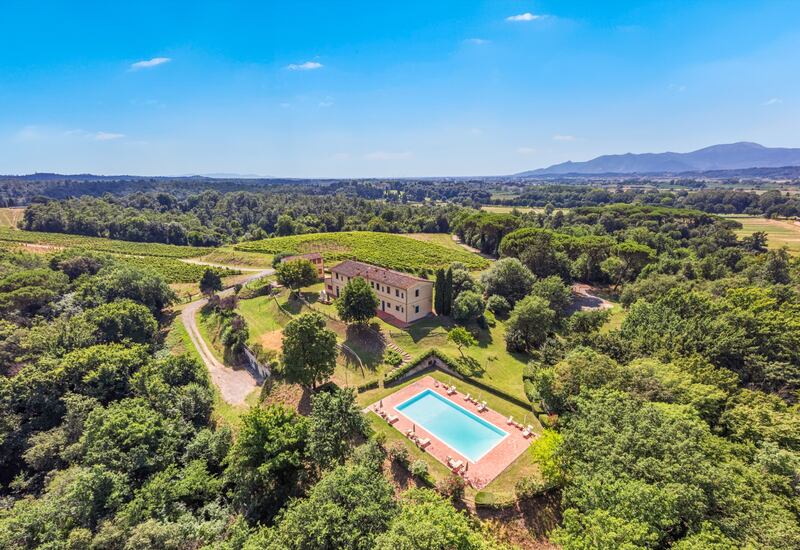 In vendita la villa degli Agnelli tra Firenze e Pisa 5