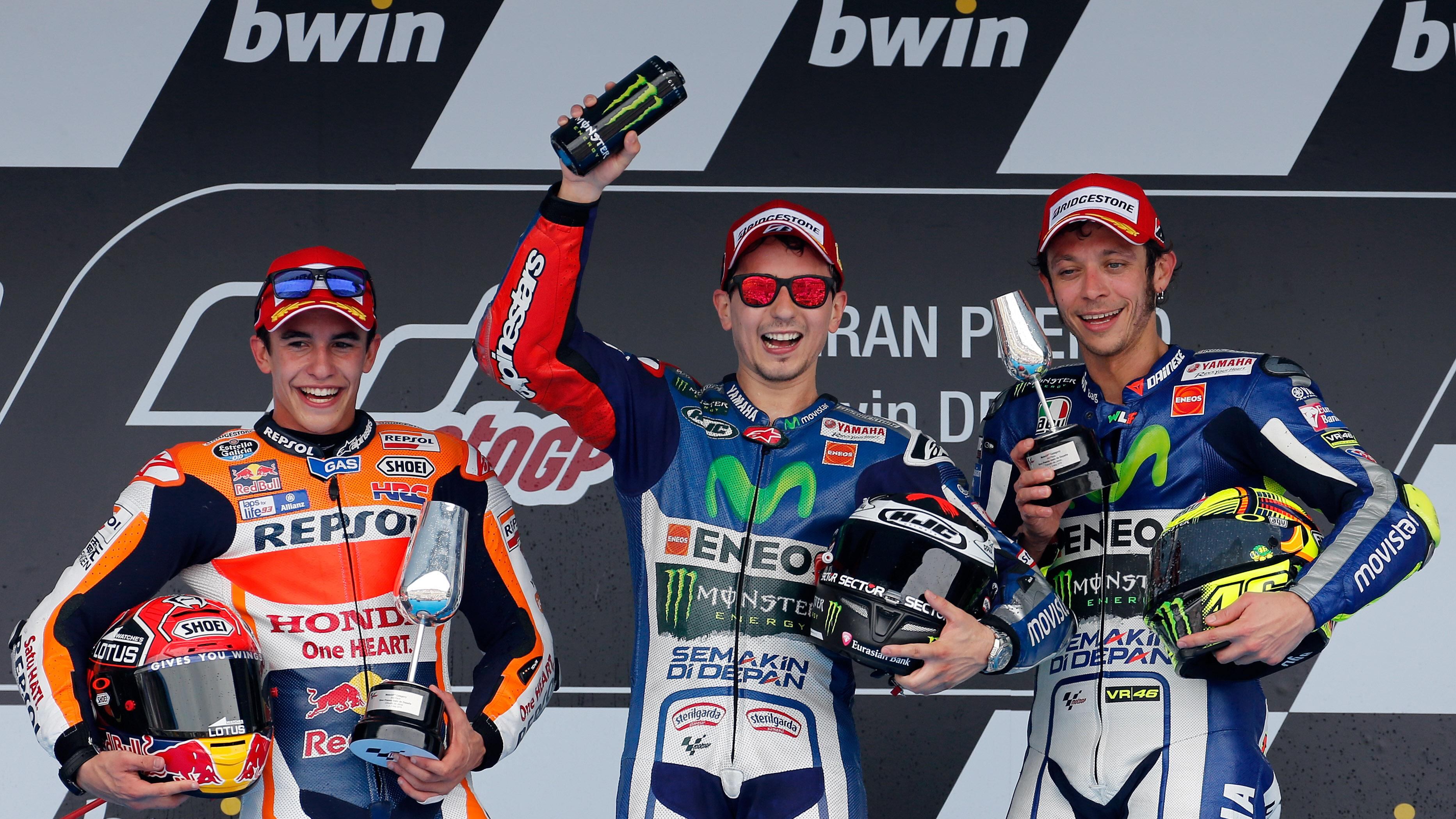 MotoGp, in Spagna vince Lorenzo, terzo Rossi