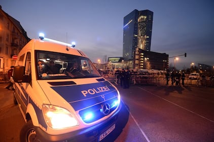 Blockupy, scontri a Francoforte 7