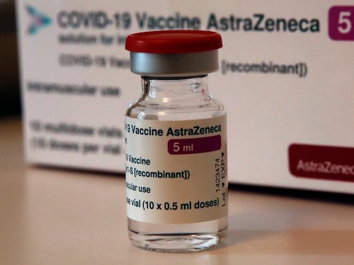 Usa-AstraZeneca, è scontro sui dati. Export, l'Ue stringe: reciprocità o blocco
