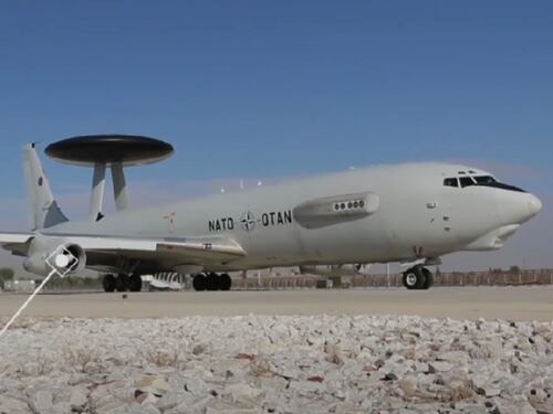 "Allarme a livello Charlie". Allerta sabotaggio nella base Nato degli aerei-spia
