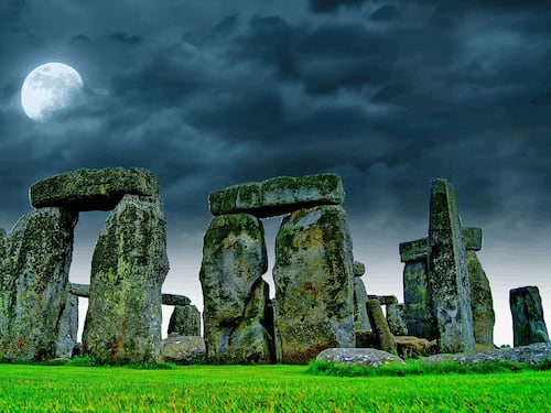 Il mistero di Stonehenge, cosa ci rivelerà la Luna piena di gennaio