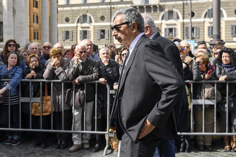 I funerali di Fabrizio Frizzi 2