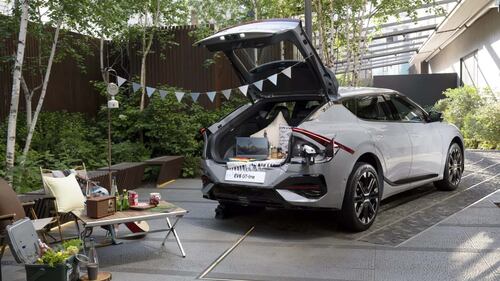 Kia EV6 restyling, guarda tutte le foto 2