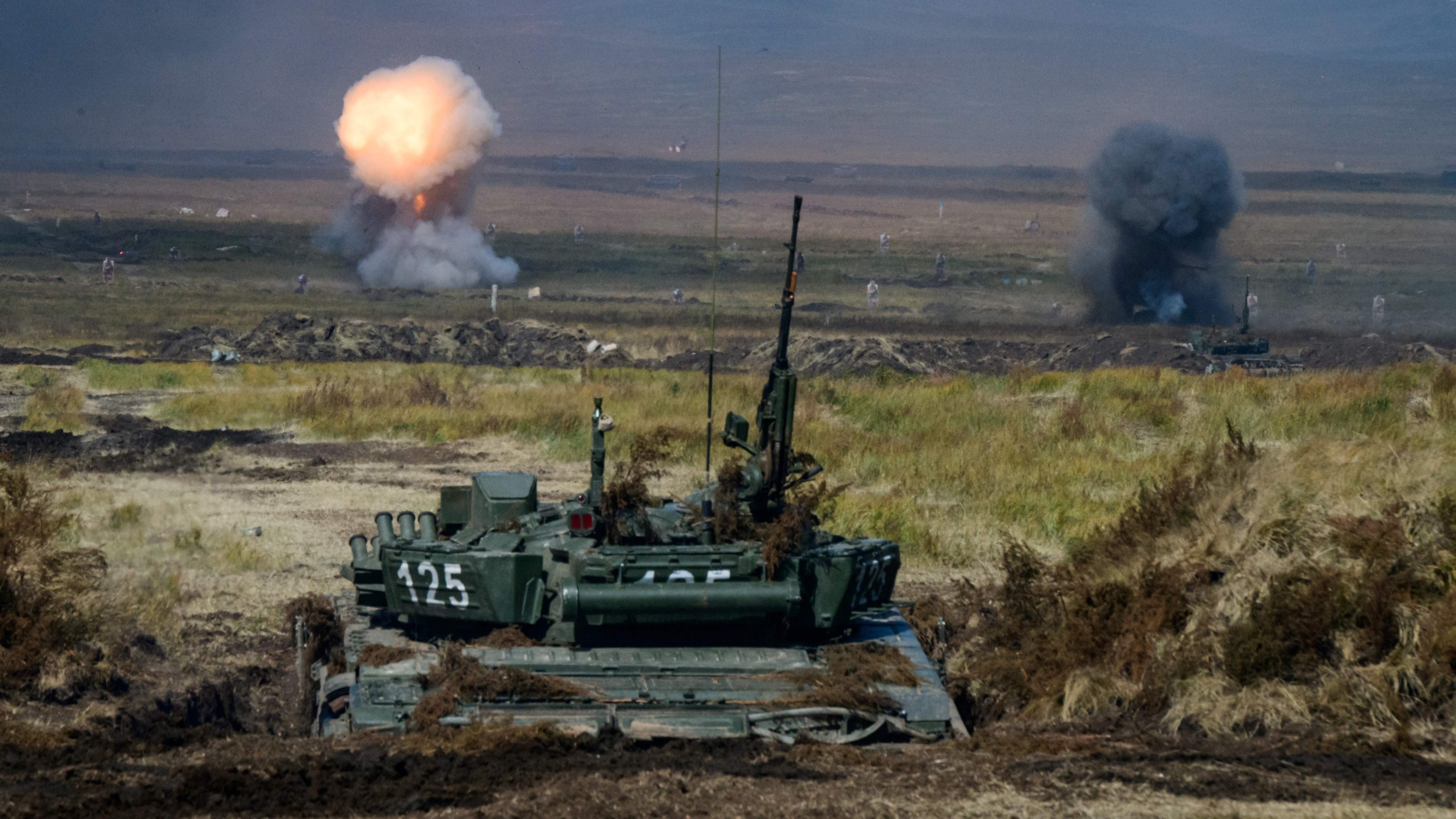 Mosca sta finendo i tank sovietici: ecco come può cambiare la sua offensiva