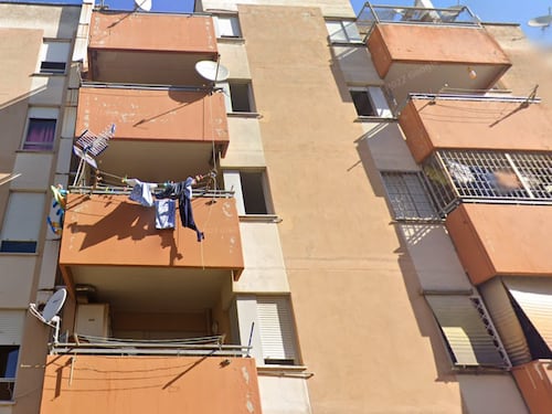 La sorpresa al rientro dal lavoro. La casa è occupata dalla rom: "Me ne vado se mi pagate"