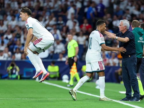 Inter, due follie costano carissimo al Bernabeu: il Real di Mourinho vince 2-1
