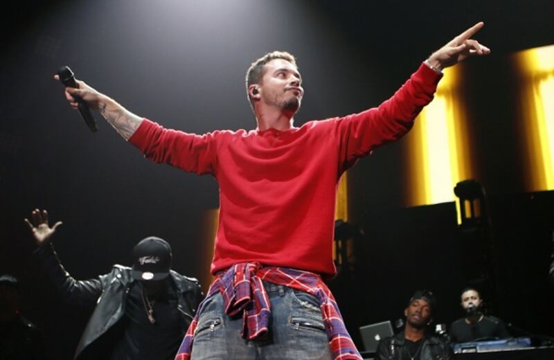 J Balvin, le foto del fenomeno latino stasera a Sanremo 10