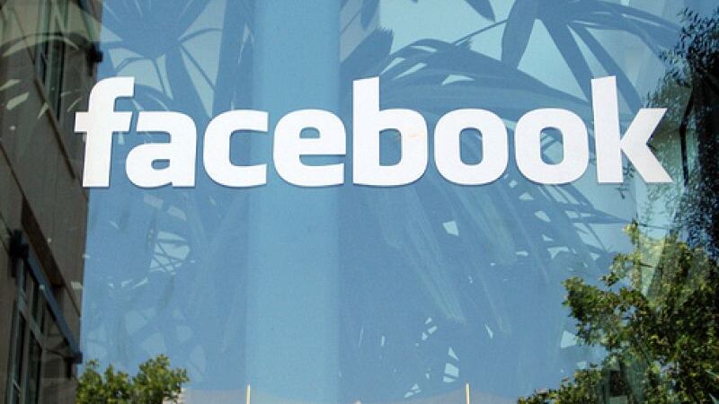 Se il superiore è una carogna puoi scriverlo su Facebook