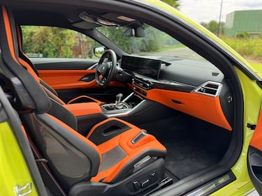 BMW M4 Competition xDrive: la gallery della sportiva bavarese  11