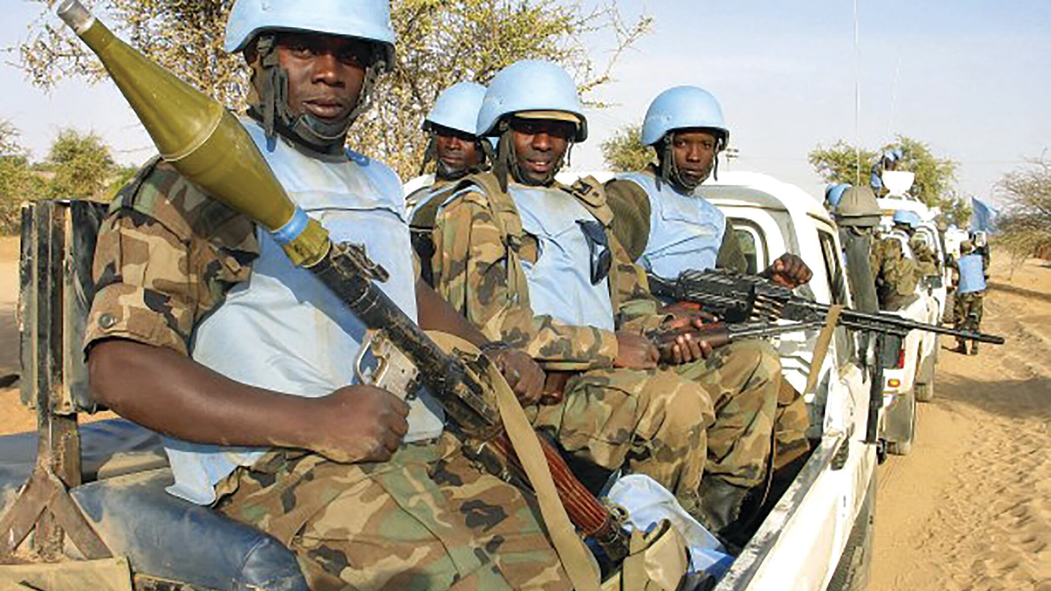 Gambia sull'orlo della guerra. Bomba sbarchi verso l'Italia