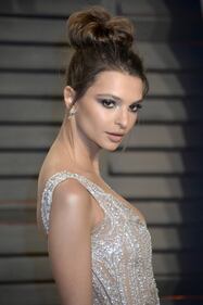 Emily Ratajkowski sexy bikini in vacanza 18