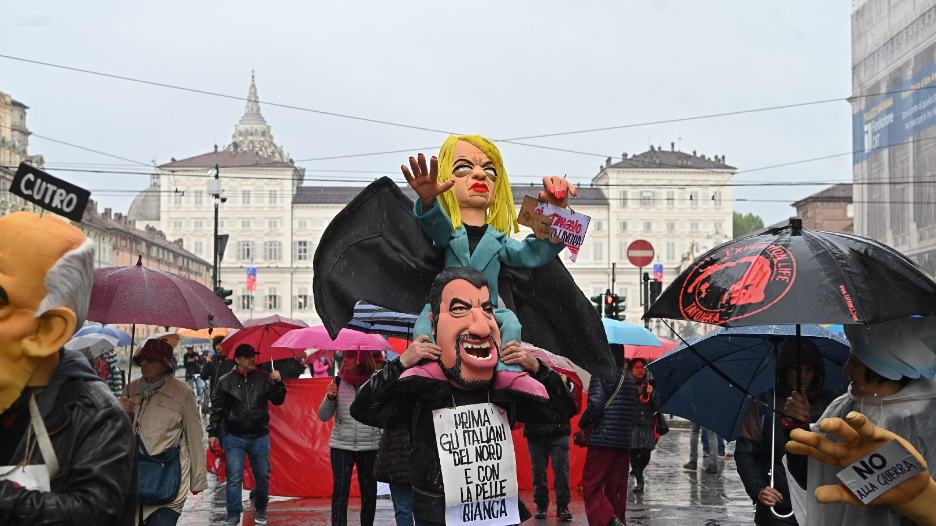 La gauche è unita soltanto dall'antifascismo. Il secolare "chiodo fisso" dell'intellighenzia