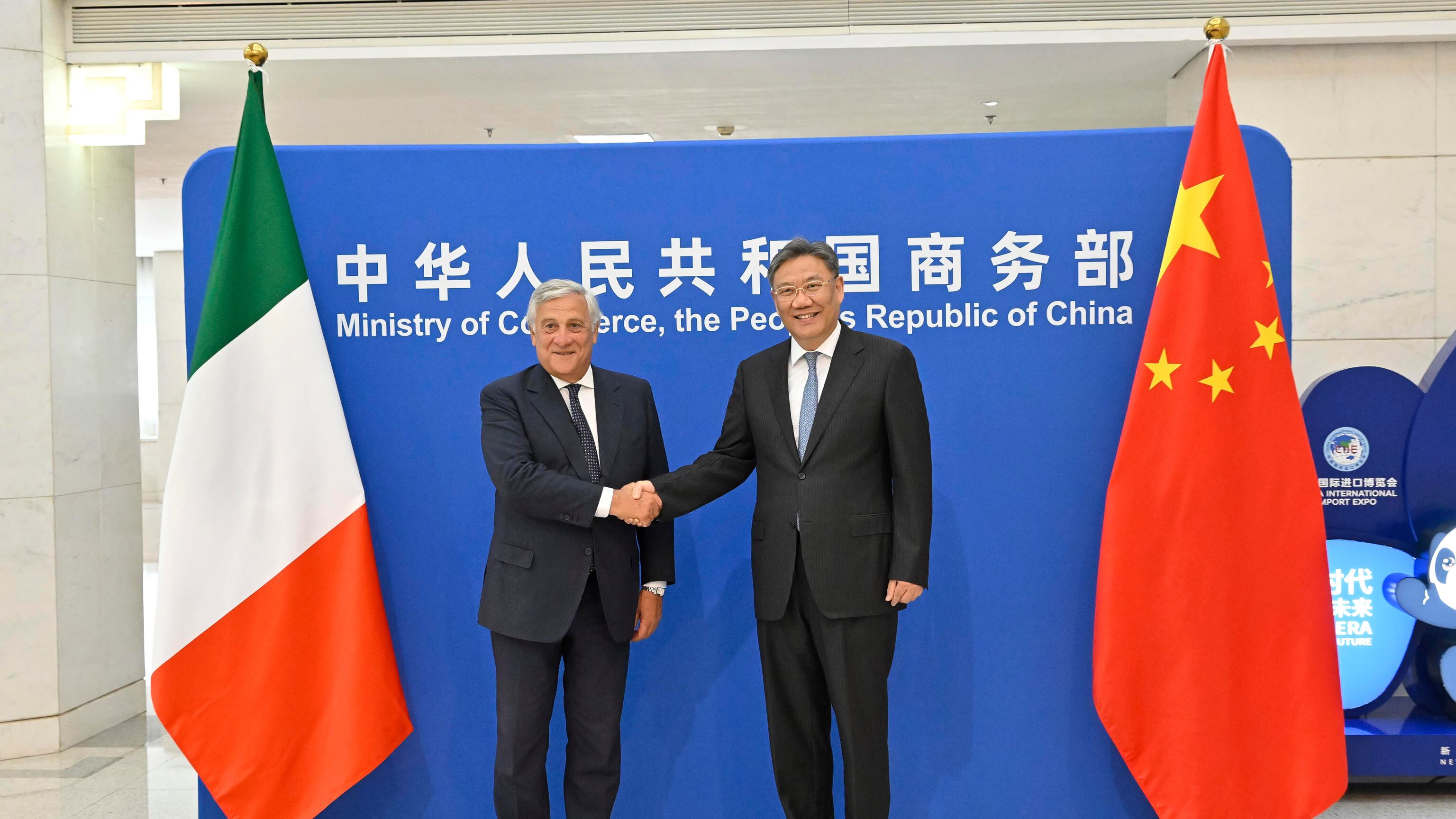 Tajani oltre la Via della Seta: "Italia e Cina ora più vicine"