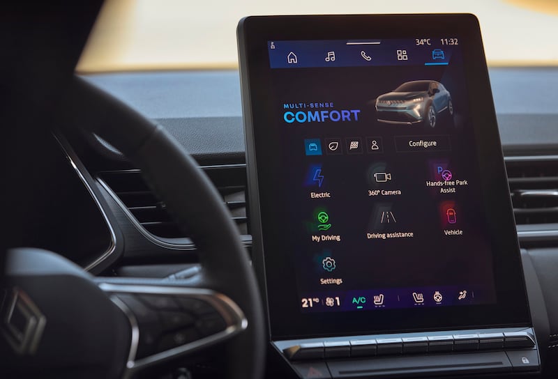 Renault Symbioz E-Tech: guarda la gallery del nuovo crossover full-hybrid 9