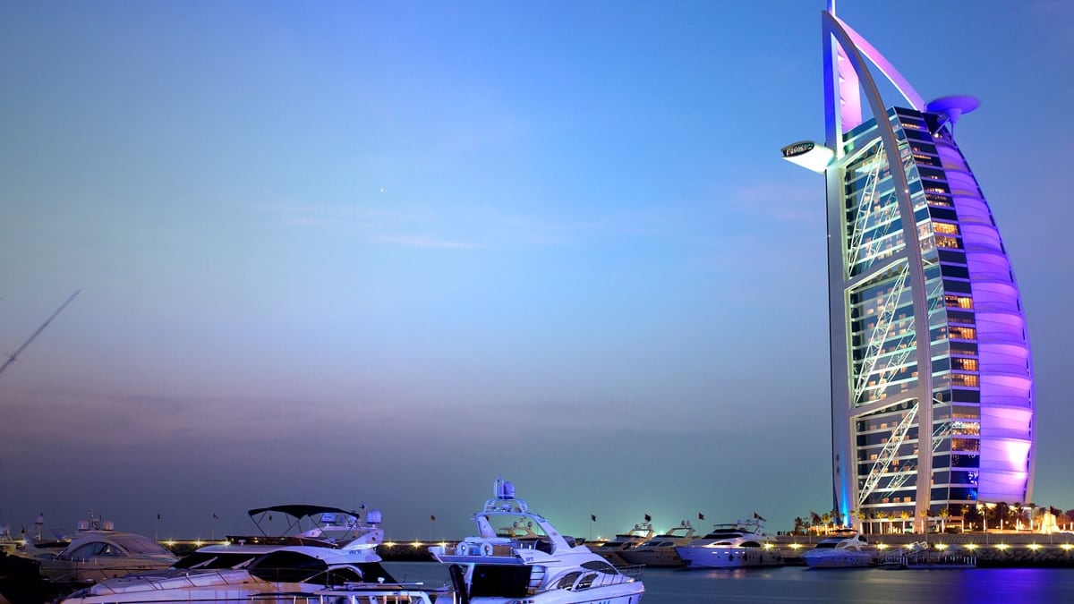 Dubai, si offre lavoro dei sogni a personale senza esperienza