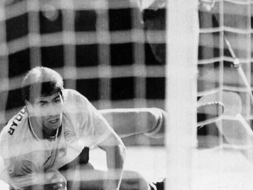 I "figli" del martire Escobar. Calci in libertà al narcofutbol