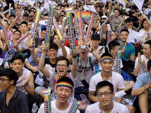 Taiwan, nozze gay legittime per la prima volta in Asia