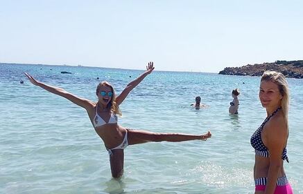 Mercedesz Henger, costume hot su Instagram 19