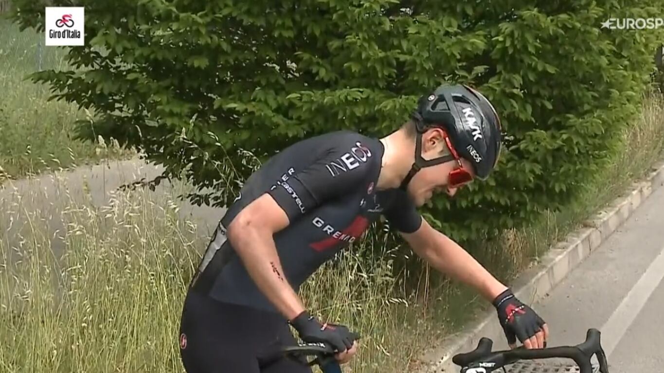 "Sono contro la guerra": ciclista russo cambia nazionalità