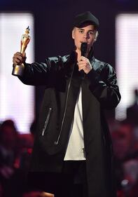 Brit Awards 2016: performance, vincitori e il tributo a David Bowie: foto 7