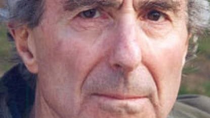 Ma ora annuncia: «Smetto di scrivere, che bello andarsene col botto»Come Philip Roth e Imre Kertész