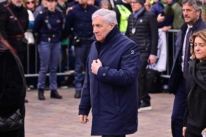 L'ultimo saluto a Umberto Bossi - FOTO 6