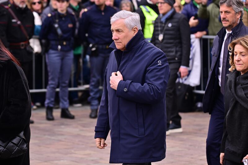 L'ultimo saluto a Umberto Bossi - FOTO 6