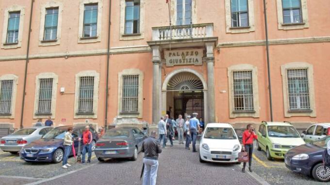 Uccise la zia a coltellate, assolto perché incapace intendere