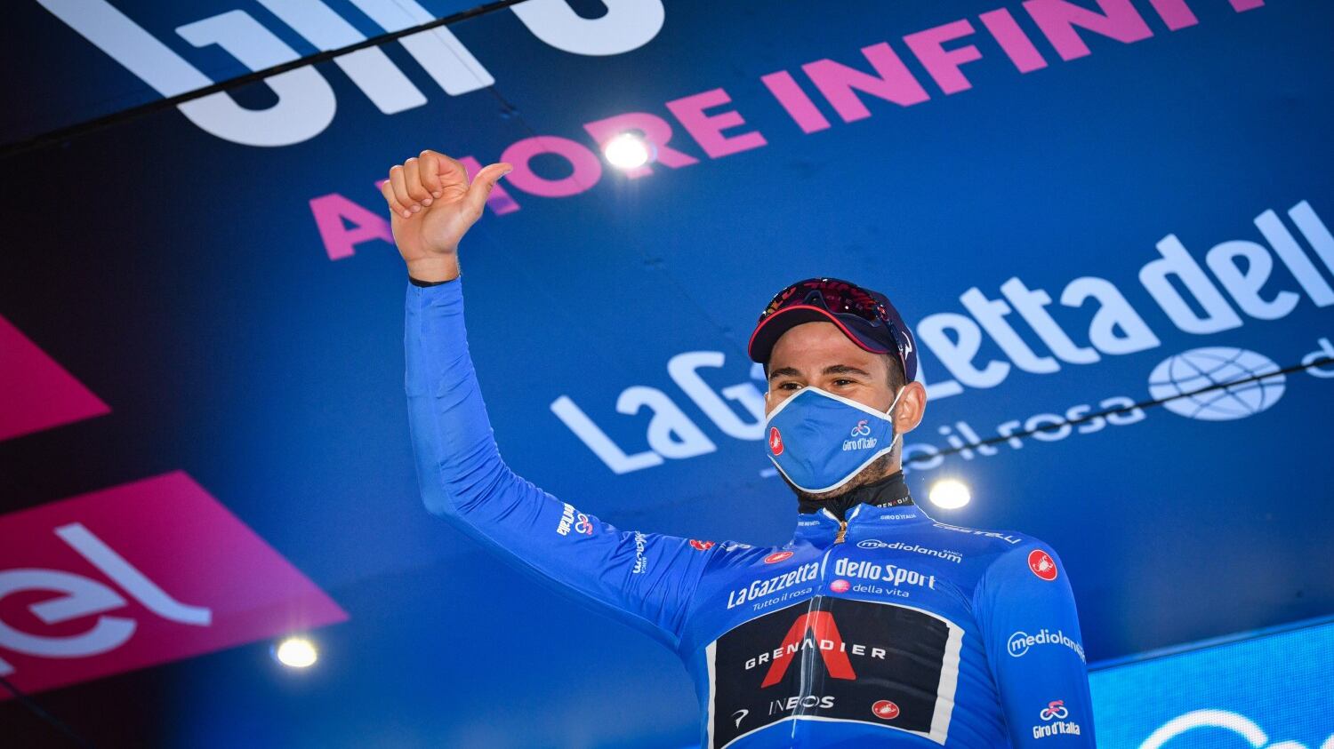 L'impresa di Ganna, nuova stella del ciclismo