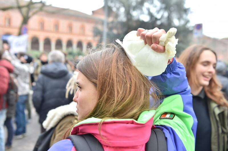 Scontri tra studenti e forze dell'ordine in Statale  2