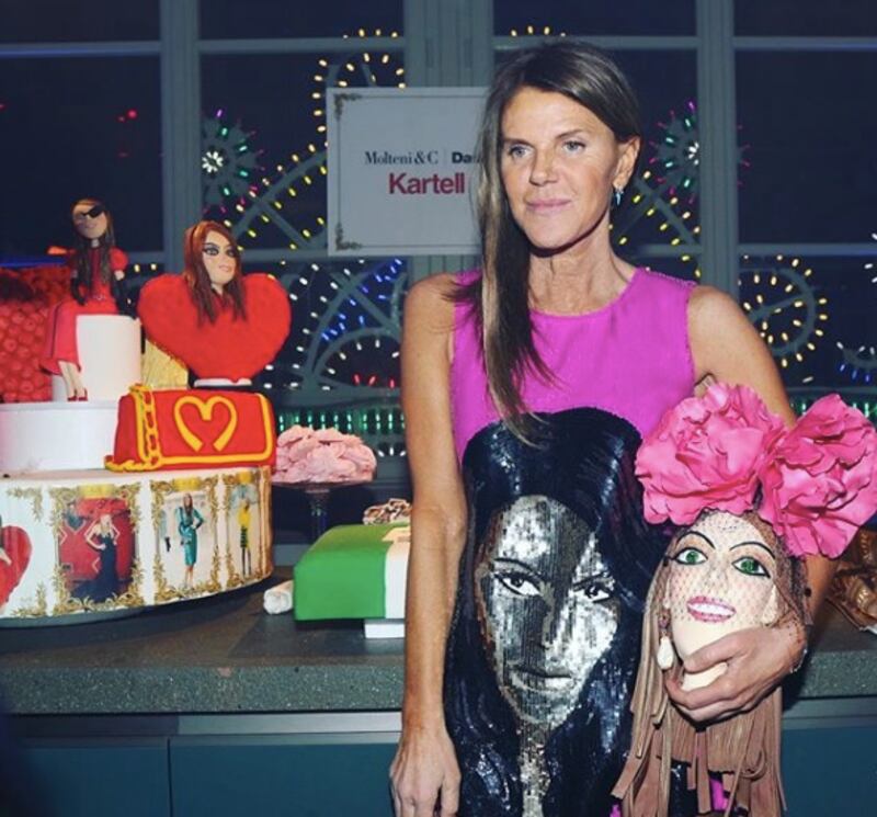 Gucci Challenge: anche le star con le teste mozzate 1
