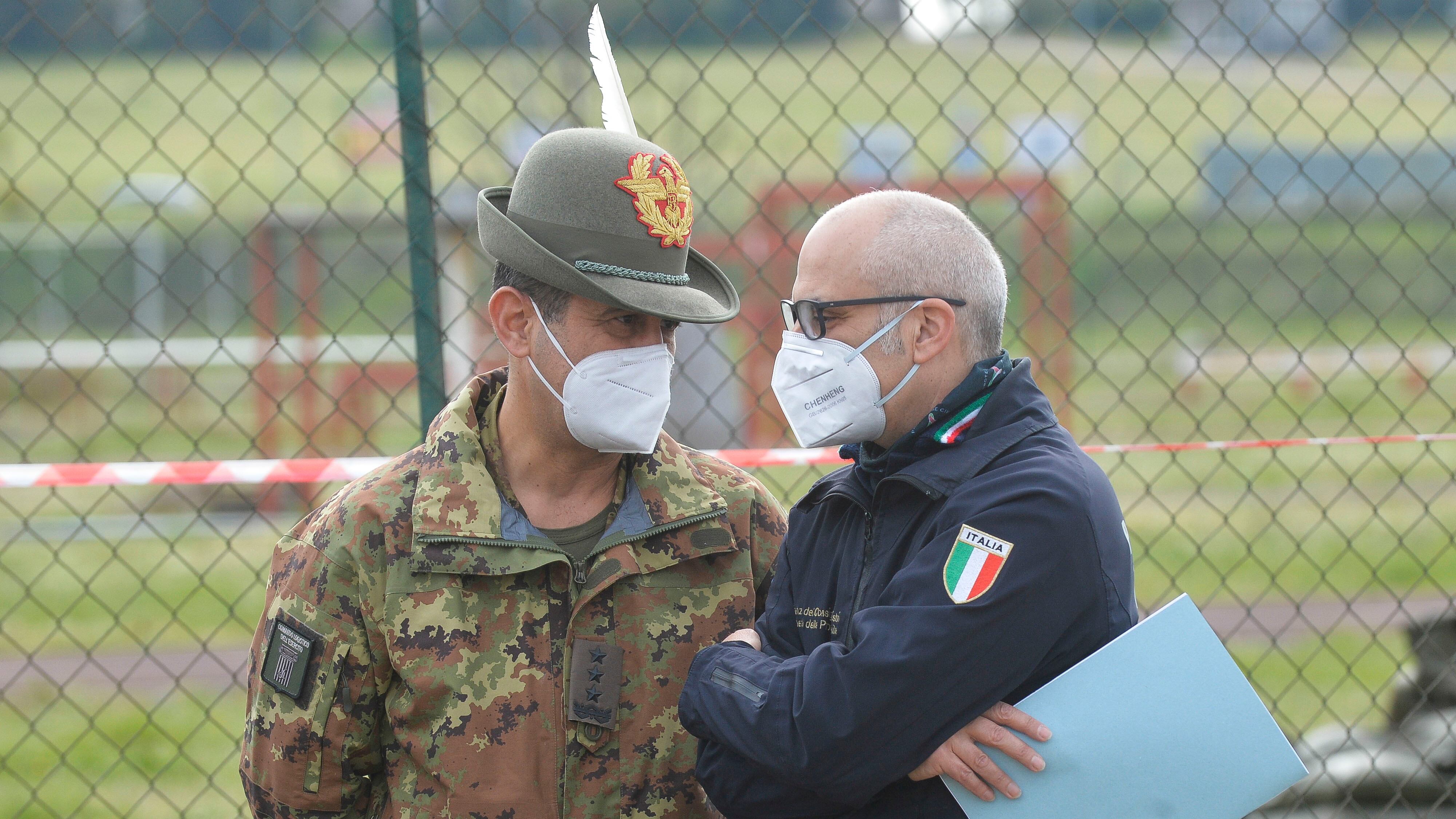 "Siamo in guerra, servono norme da guerra"
