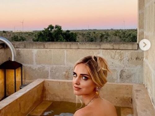 La vacanza dei Ferragnez nella masseria da 1000 euro a notte che non accetta i bambini