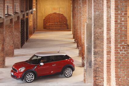 MINI Paceman 4