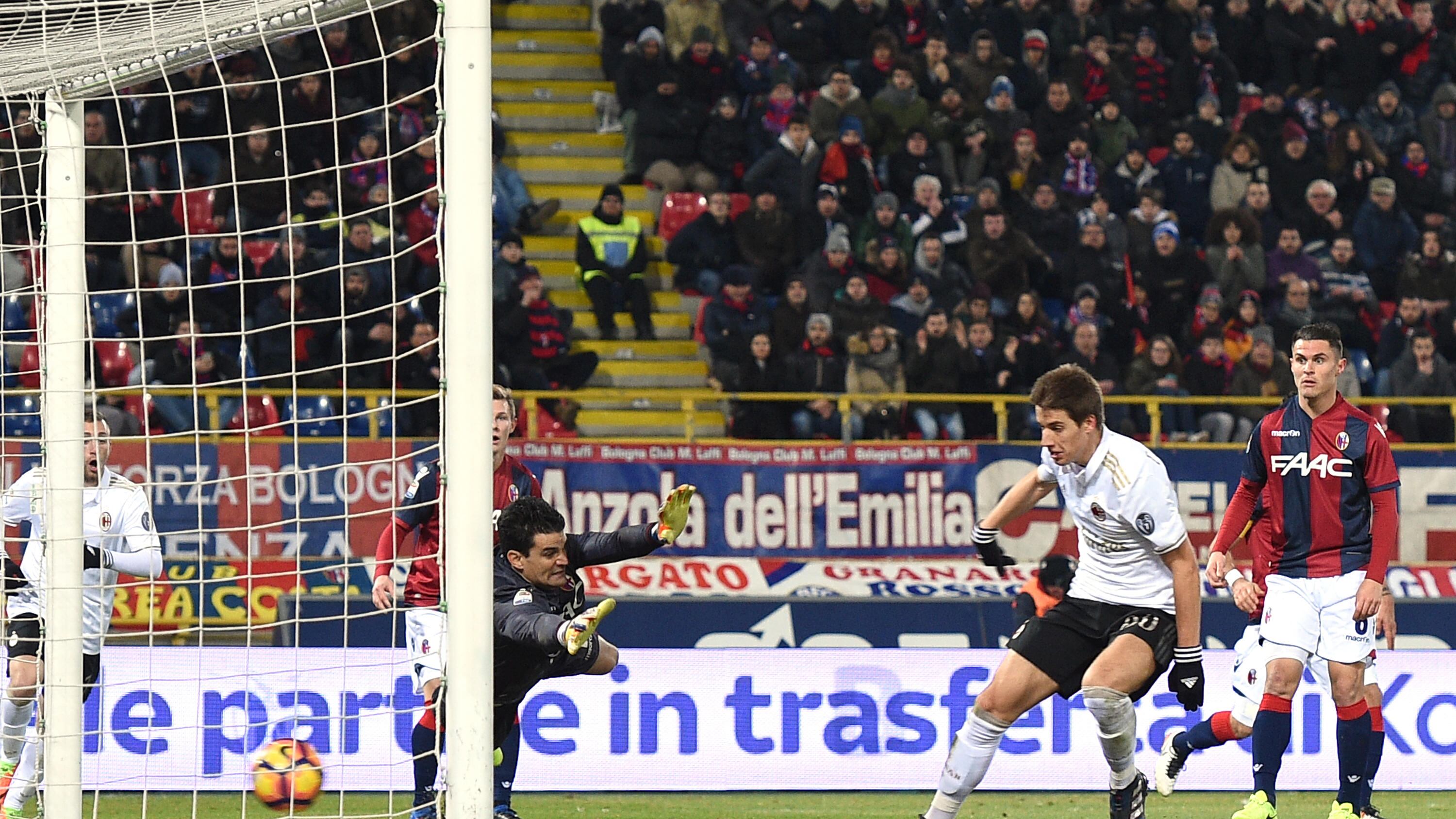 D&D, capolavoro Milan in 9. Donnarumma-Deulofeu show