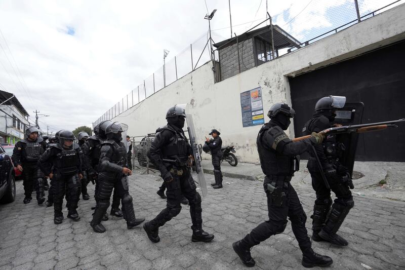 Ecuador, scontri e saccheggi: decretato lo stato d'emergenza 1