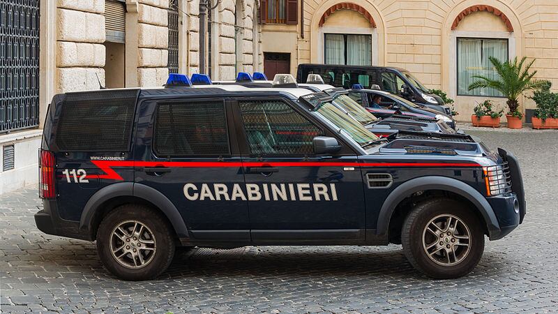 "Andiamo a fare la spesa". Albanesi beccati a spacciare