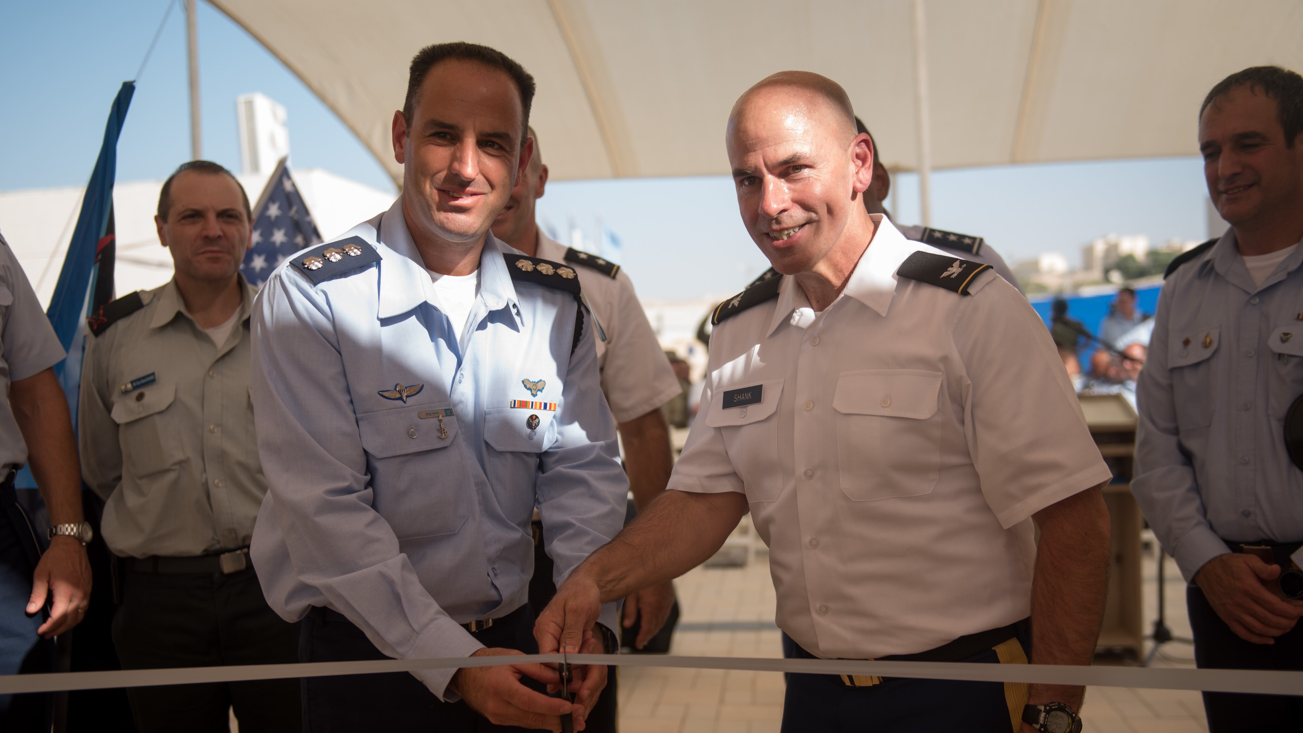 Gli Stati Uniti istituiscono base permanente in Israele