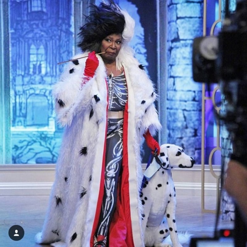 Marijuana per combattere i dolori mestruali, l'idea di Whoopi Goldberg: foto 15