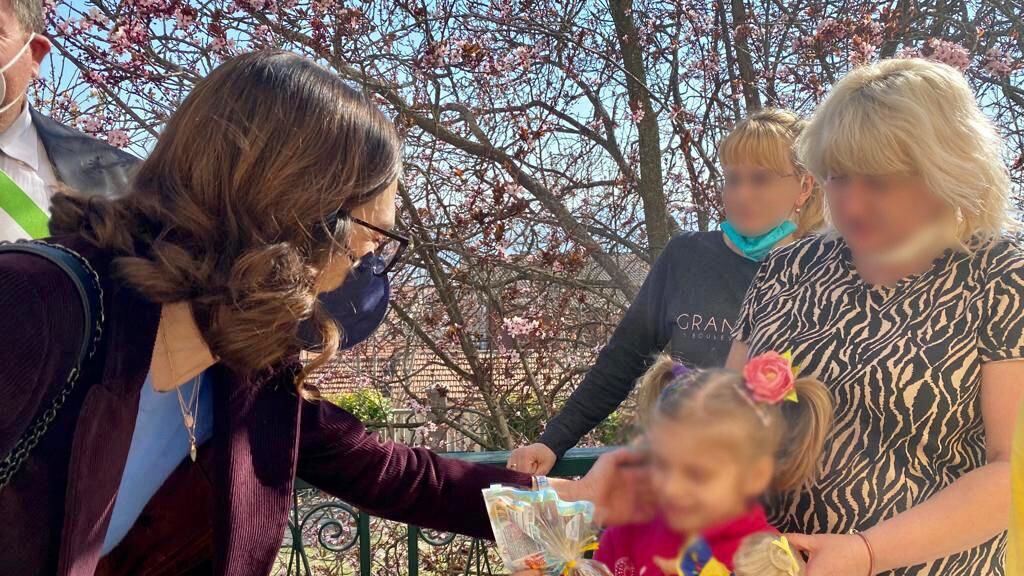 "Gratitudine del governo". Il ministro Gelmini in visita al centro profughi