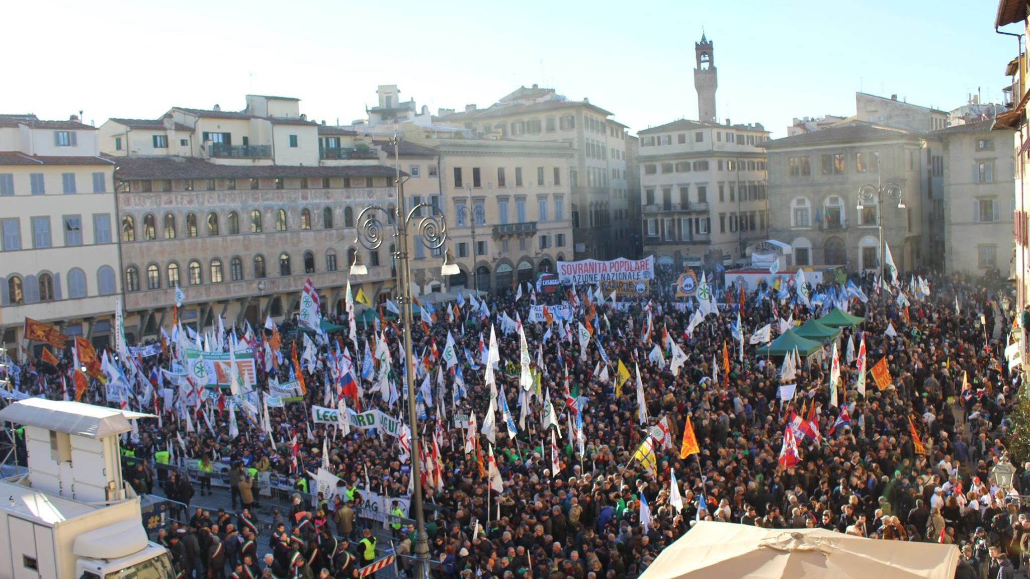 Il silenzio dei leghisti allineati al capo