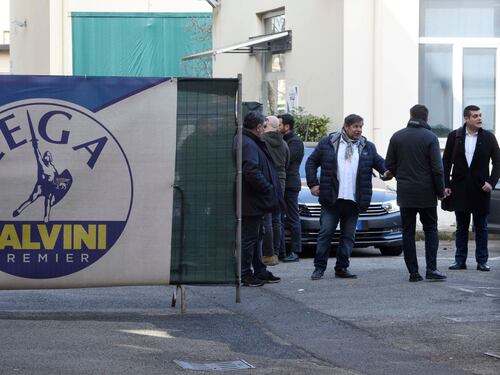 La partita dentro la Lega: congresso dopo l'inverno. E primo test in Lombardia
